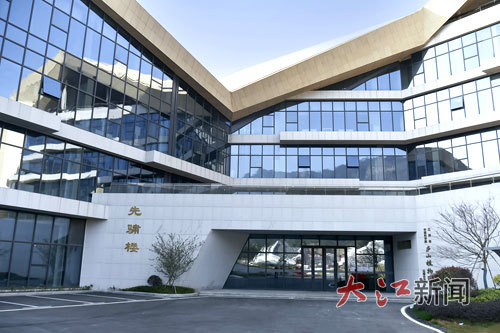 庐山植物园先骕楼。大江网视觉江西 段长征 摄