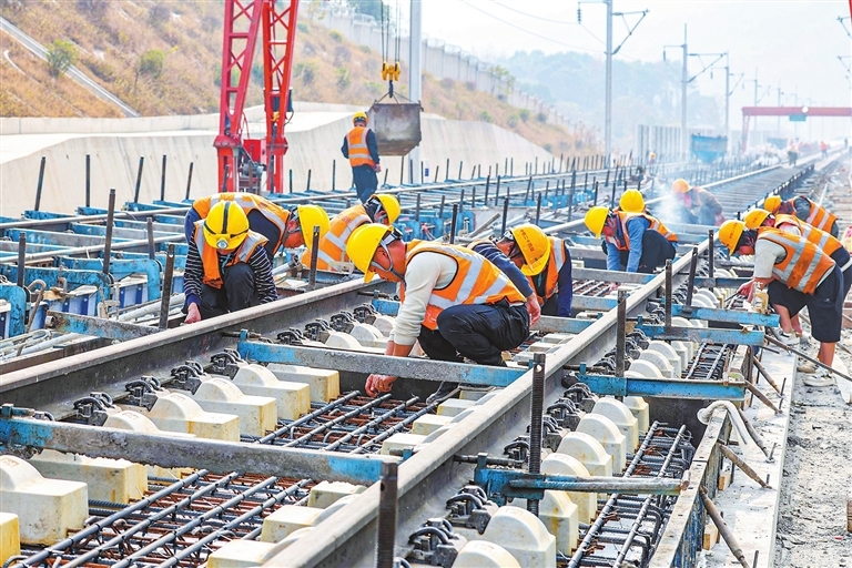 昌九高铁建设忙（图）