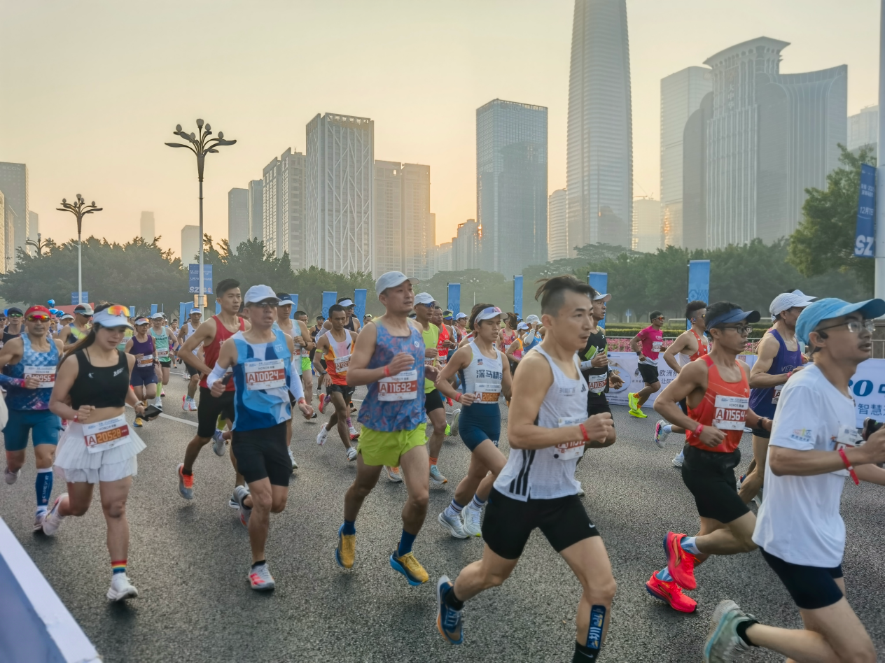 深马比赛现场。