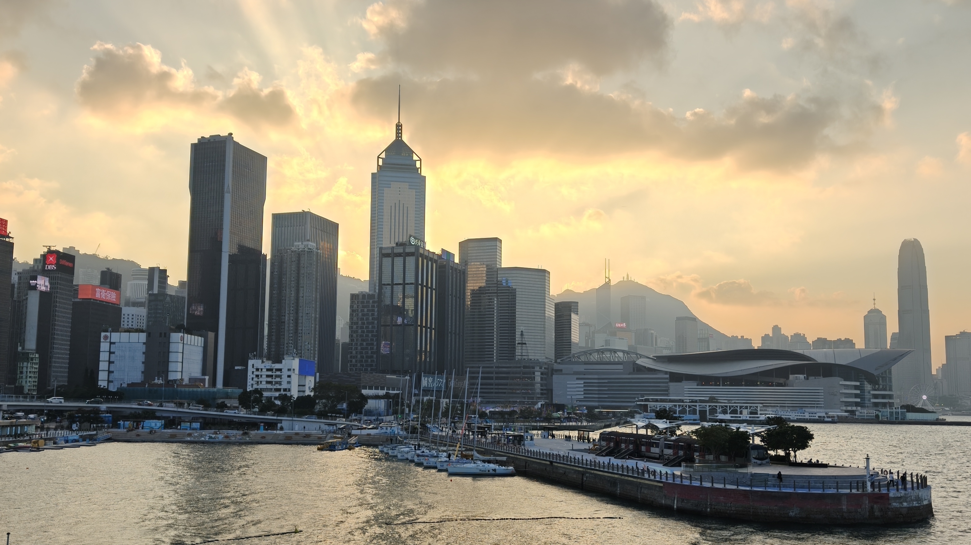 第17届中国杯帆船赛12月13日开赛 船长会议：创新“一赛两城三赛制”备受期待