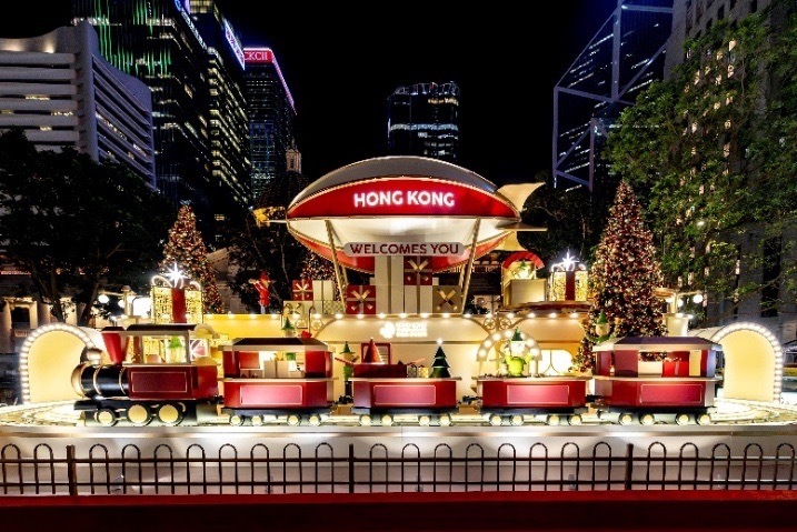 香港冬日缤纷：中环“冬日小镇”点亮全城节日盛宴 ✨