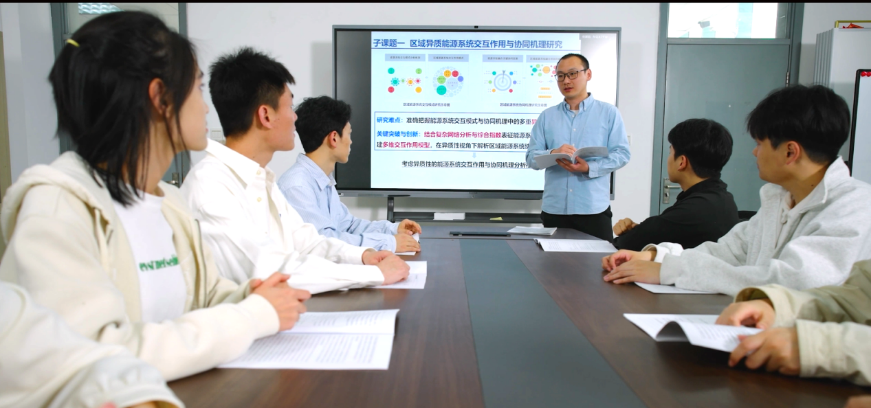 师生协同探索前沿问题和教学案例