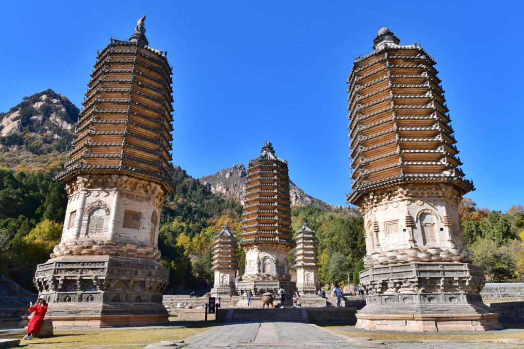 ▲位于北京昌平的银山塔林很多建筑建于辽代。