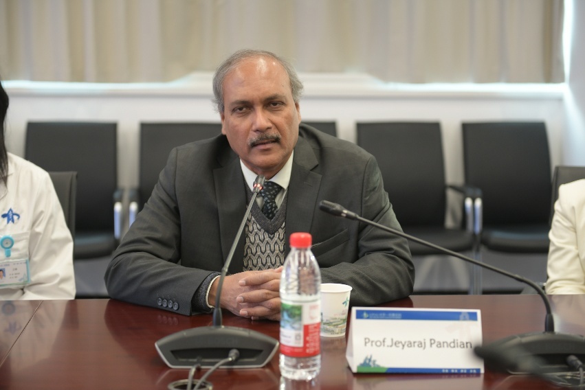 世界卒中組織專家組蒞臨西安交大一附院 開展國際高級卒中中心認證