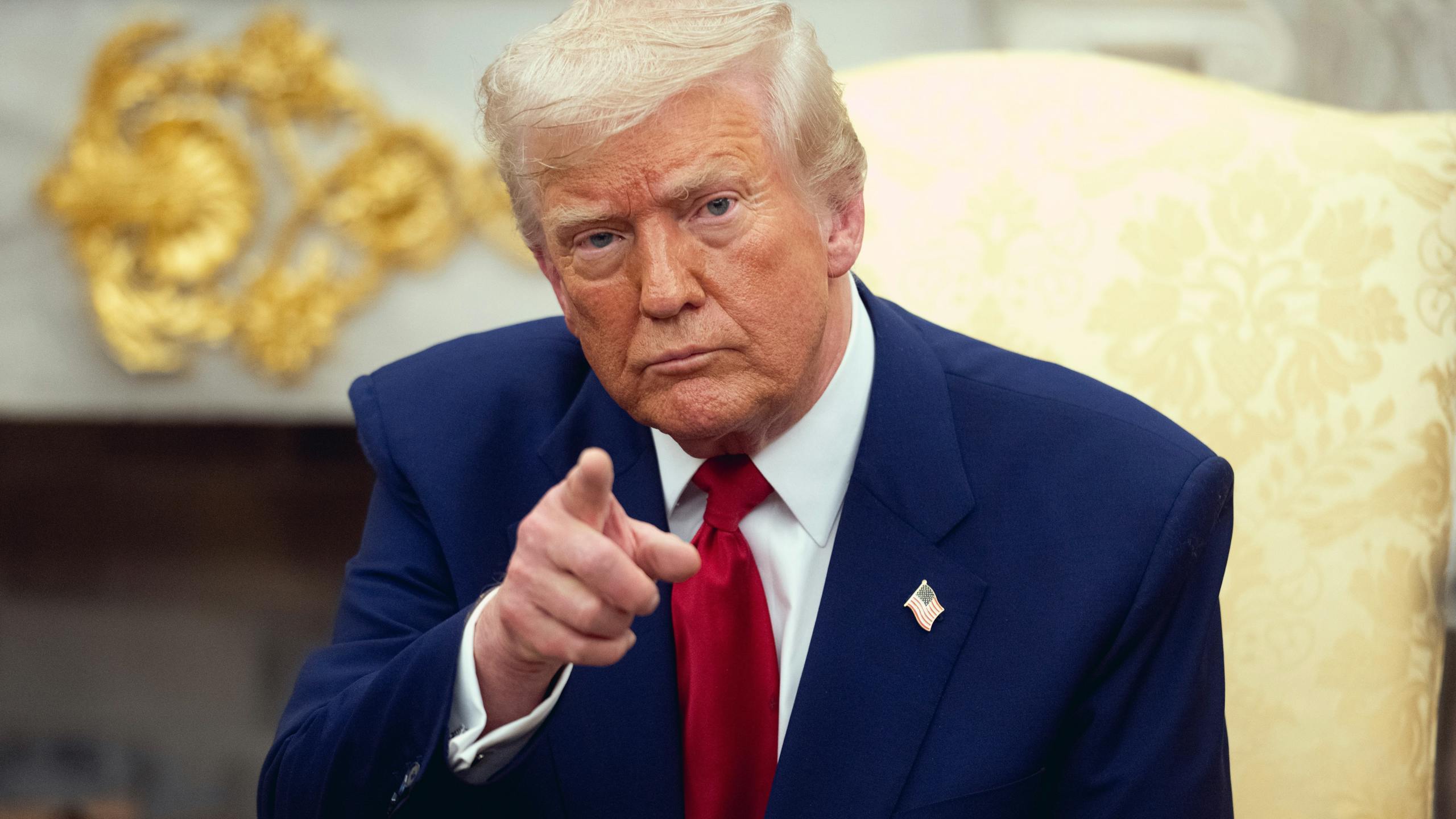 特朗普为什么鄙视欧洲?学者:他们越拍他马屁,他越觉得欧洲弱鸡