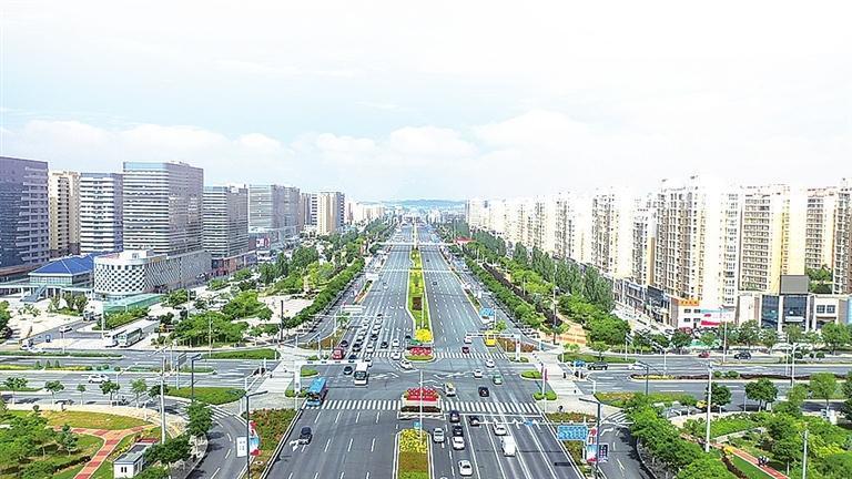 新区智能交通项目建设助力黄河大道道路通行效率显著提高　兰州新区报记者　罗晋业　摄