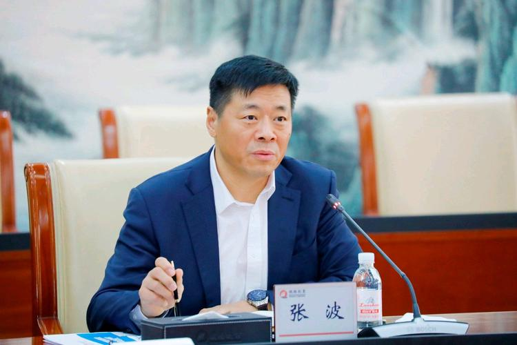 山东老板，不止一种模样