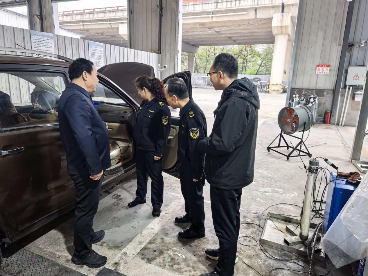 咸陽市生態(tài)環(huán)境局彬州分局開展機動車排放檢驗機構(gòu)弄虛作假專項檢查專項整治