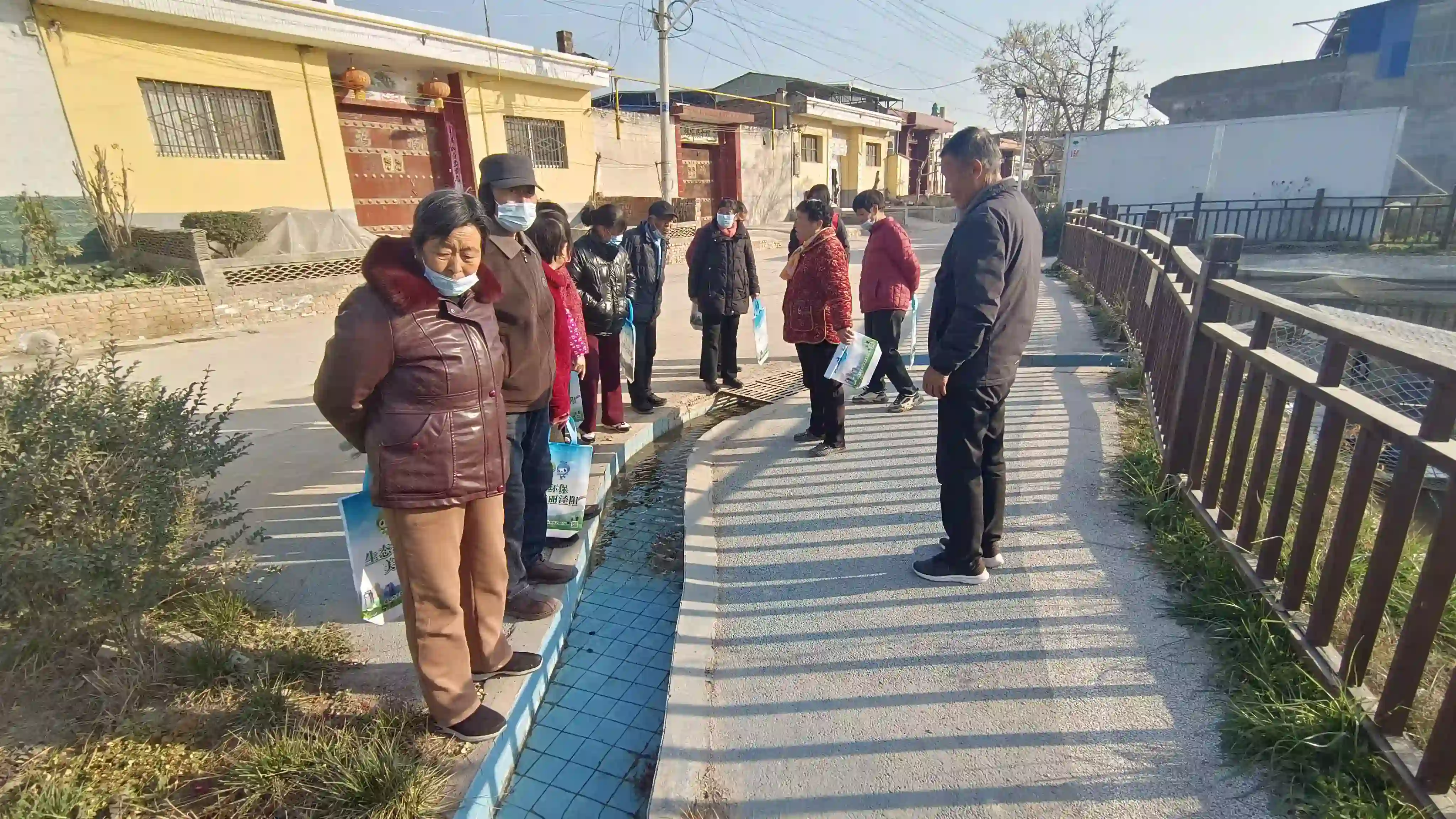 環保零距離 共治齊參與——涇陽縣舉辦2025年四季度環保設施公眾開放活動