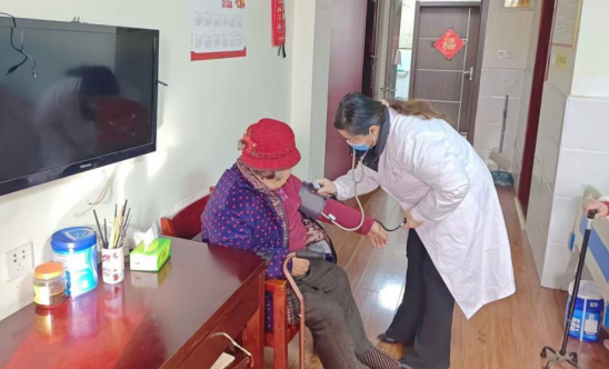 盐城市阜宁县:三维赋能托举幸福晚年