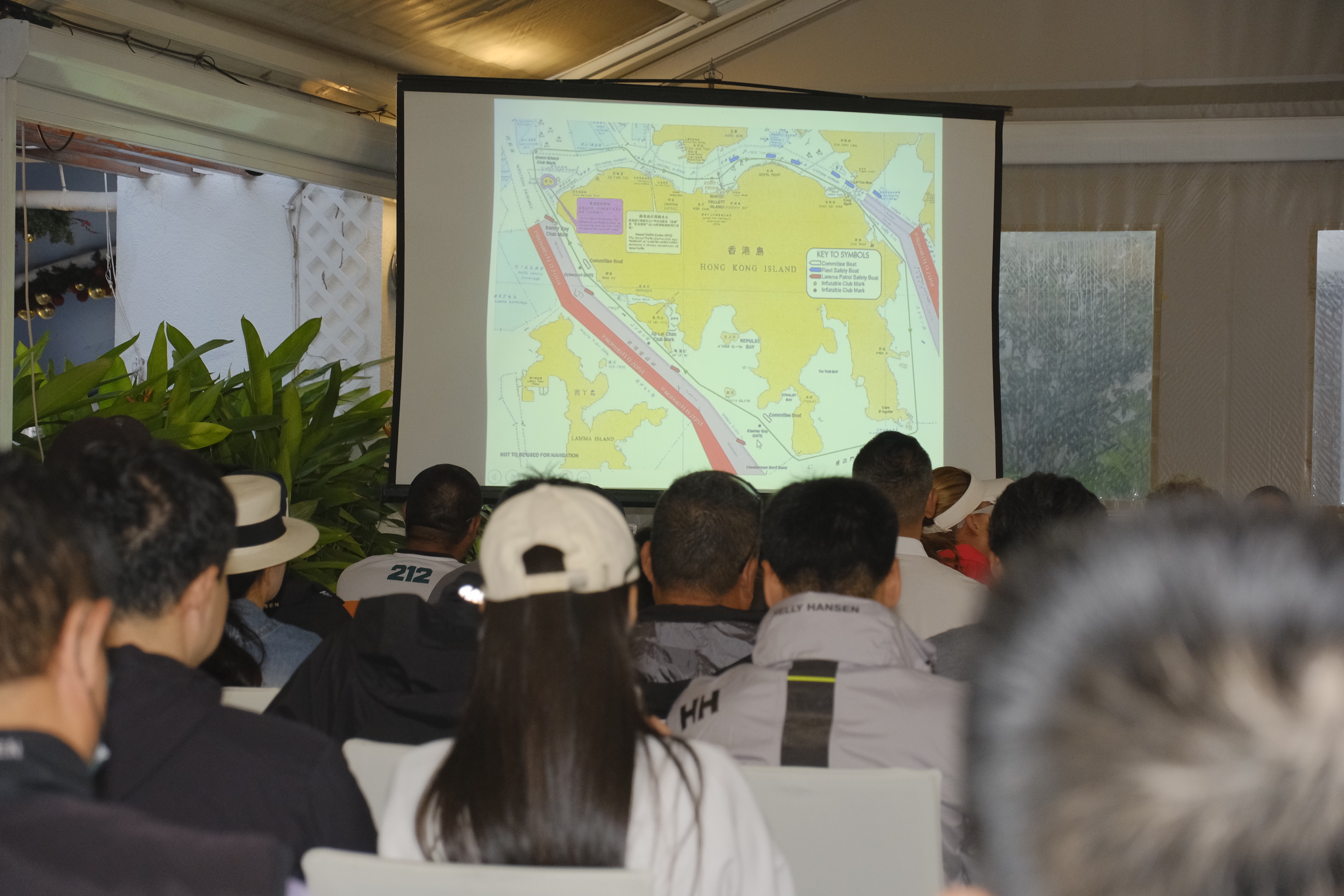 第17届中国杯帆船赛12月13日开赛 船长会议：创新“一赛两城三赛制”备受期待