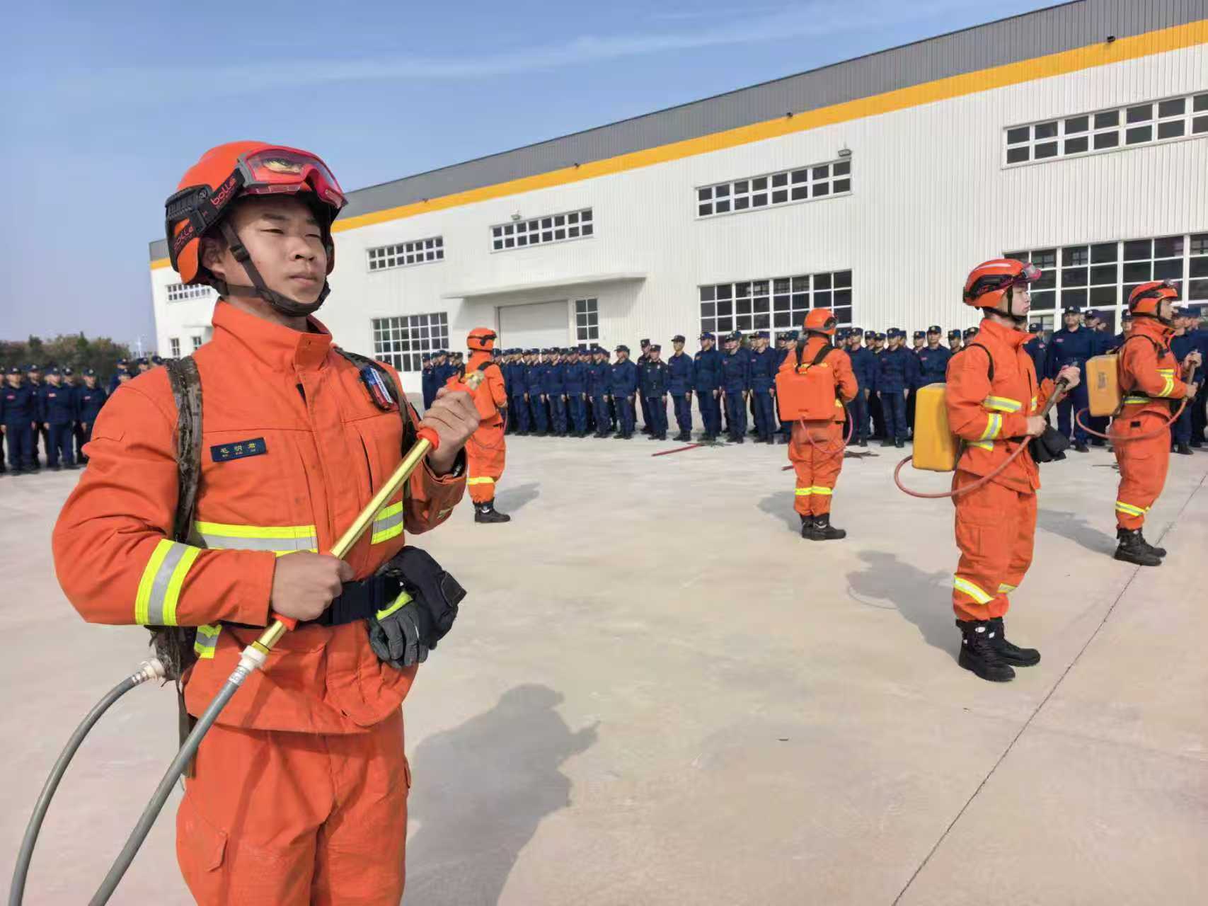 武汉市应急救援专业队正式担负战备执勤