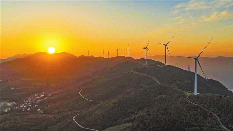 瑞昌市：高山风电 美景如画（图）