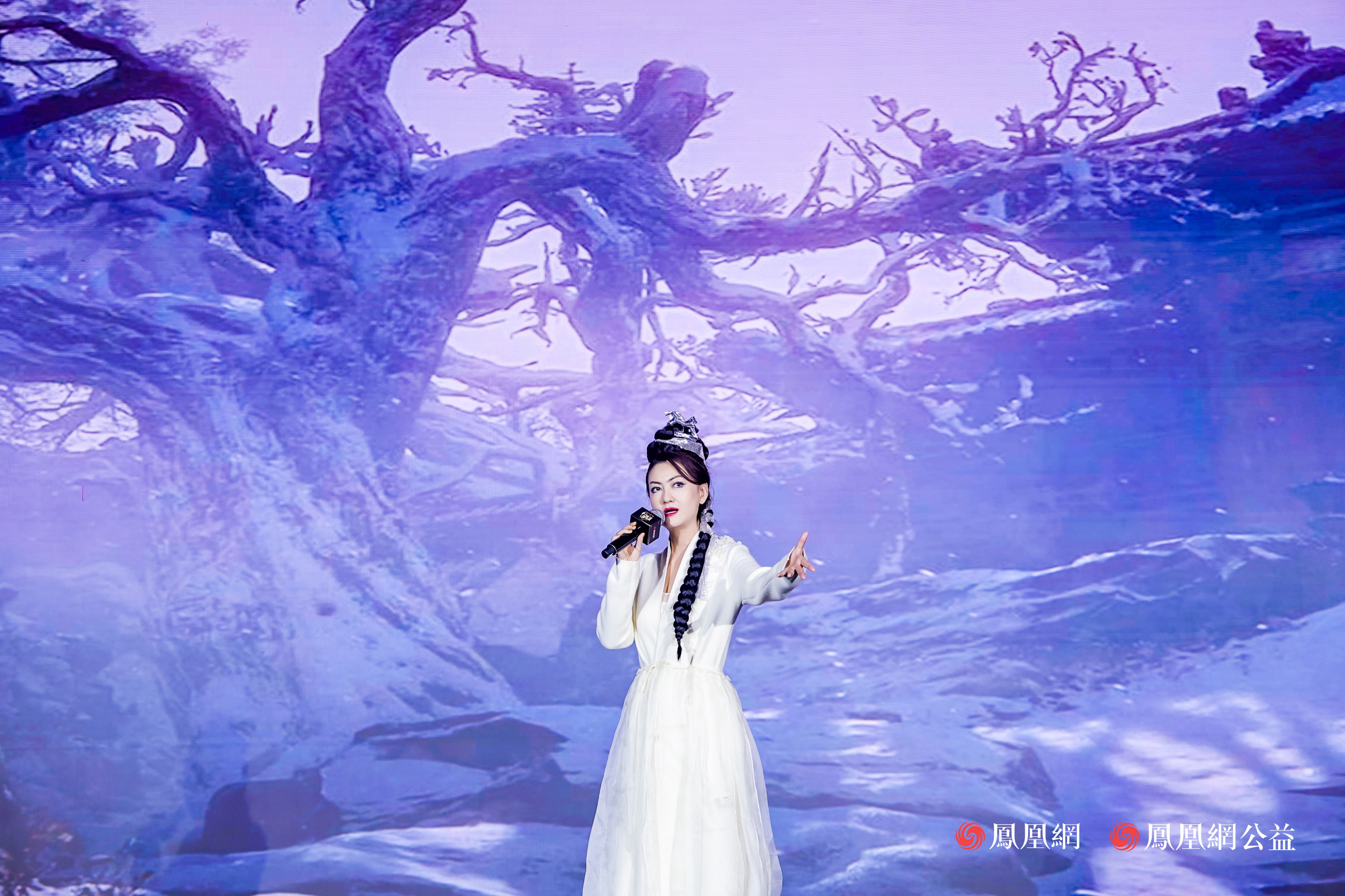 世界音乐歌者者来女：音乐与爱相关，希望通过声音做更多具体的事