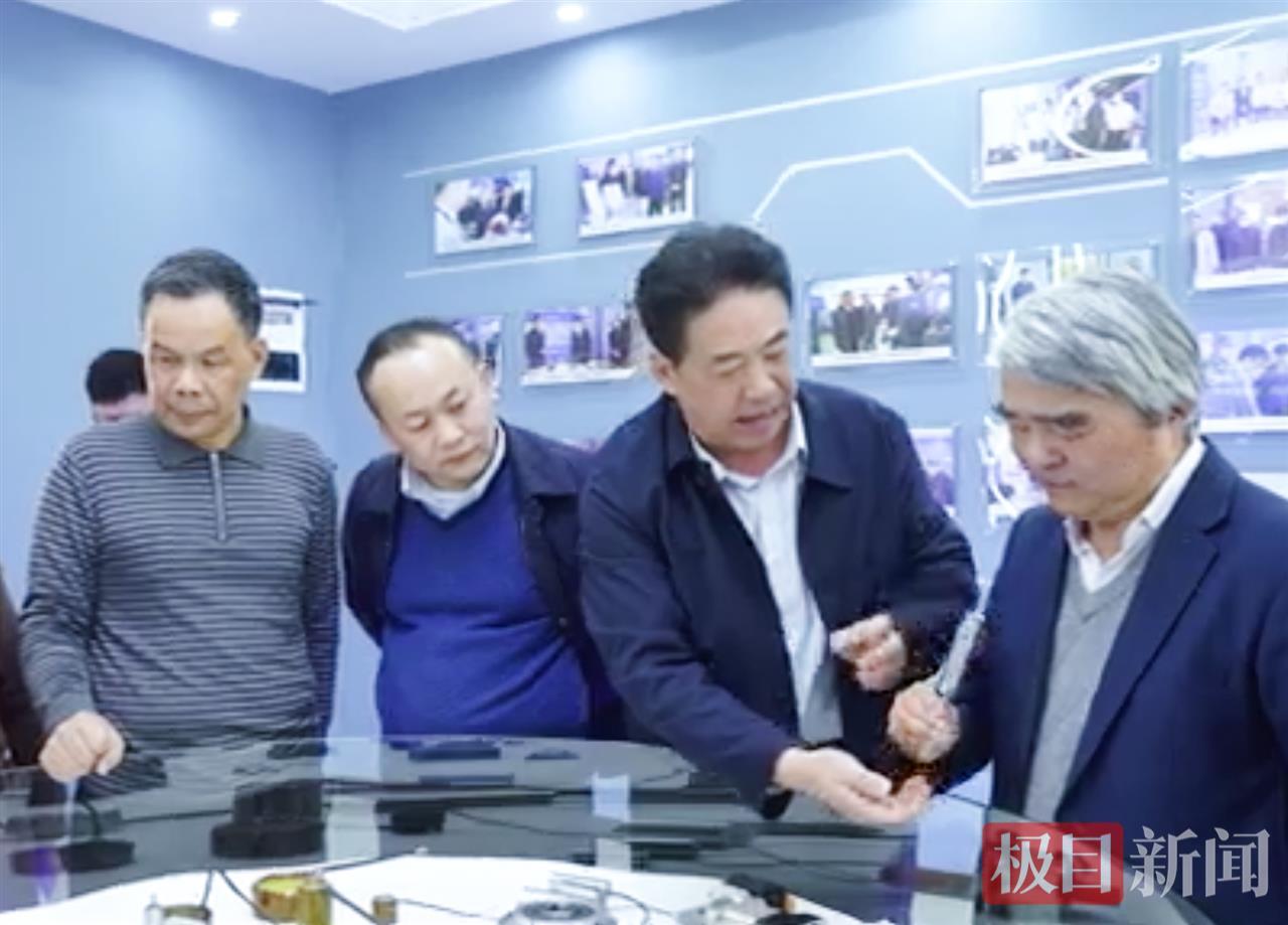 截屏2025-12-12 下午9.02.40.png