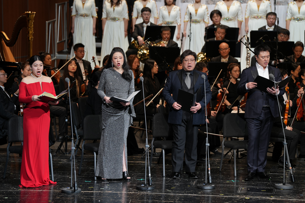 央地和鸣绘就惠民长卷 艺路同行奏响时代强音 —— 中央歌剧院公共文化服务合作成果汇报演出在京举行