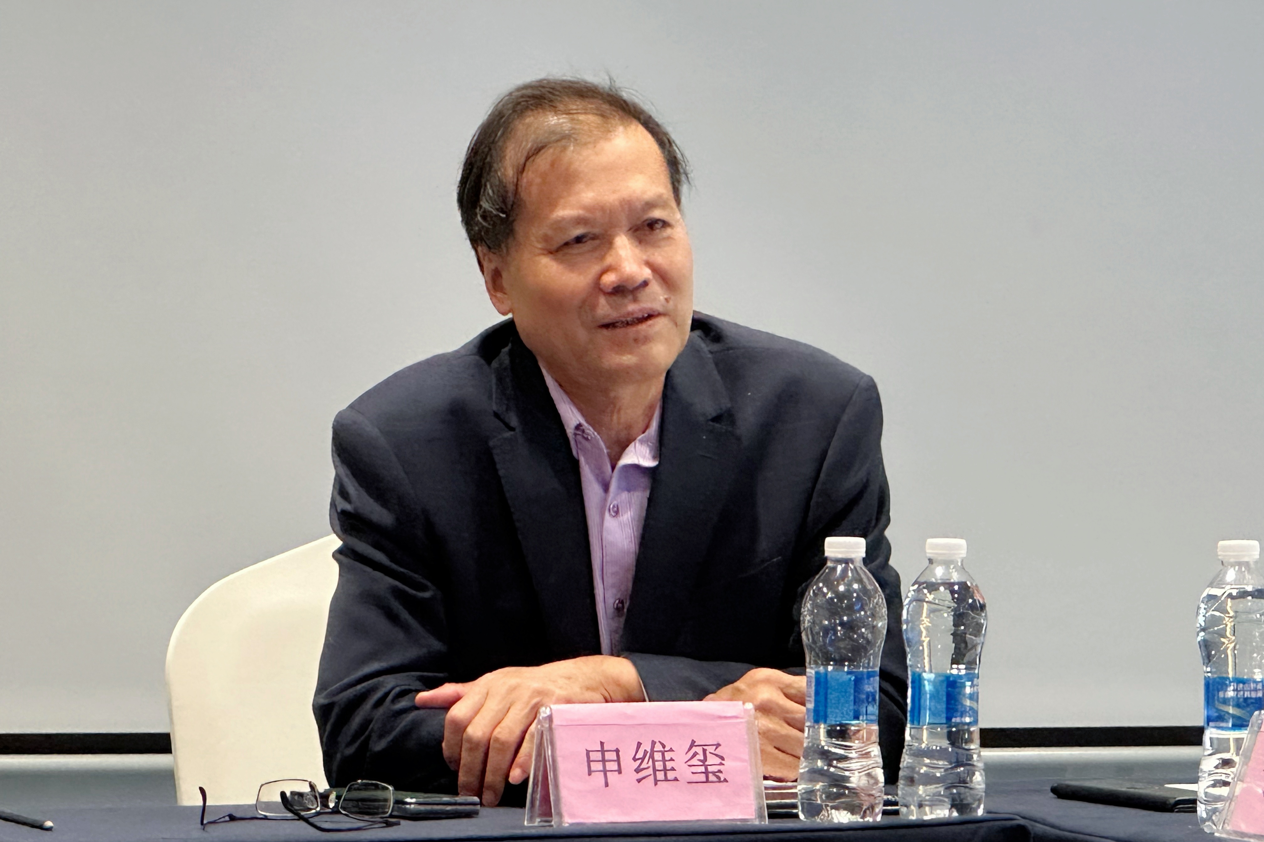 图:申维玺教授发表致辞