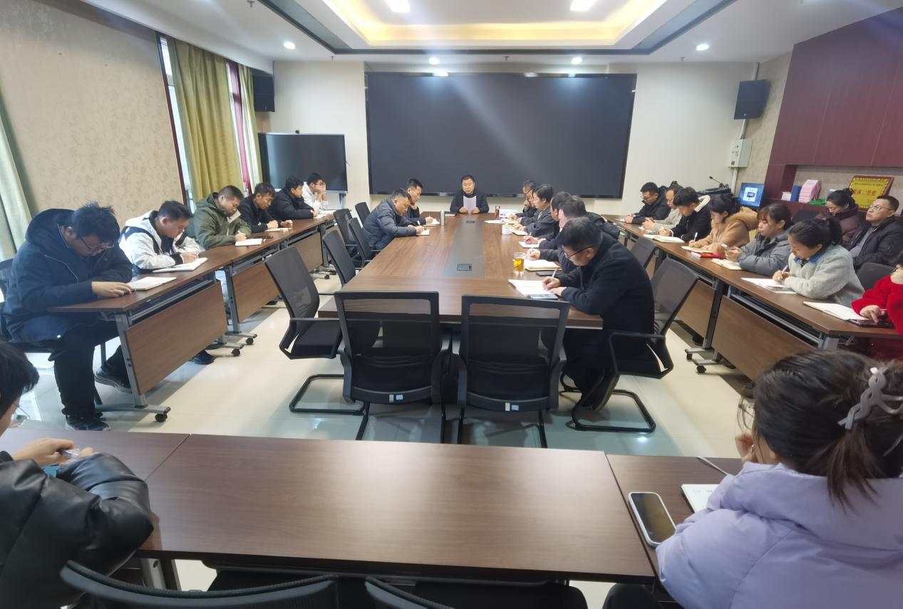 咸陽市生態(tài)環(huán)境局高新分局召開空氣質(zhì)量改善進位沖刺攻堅動員會