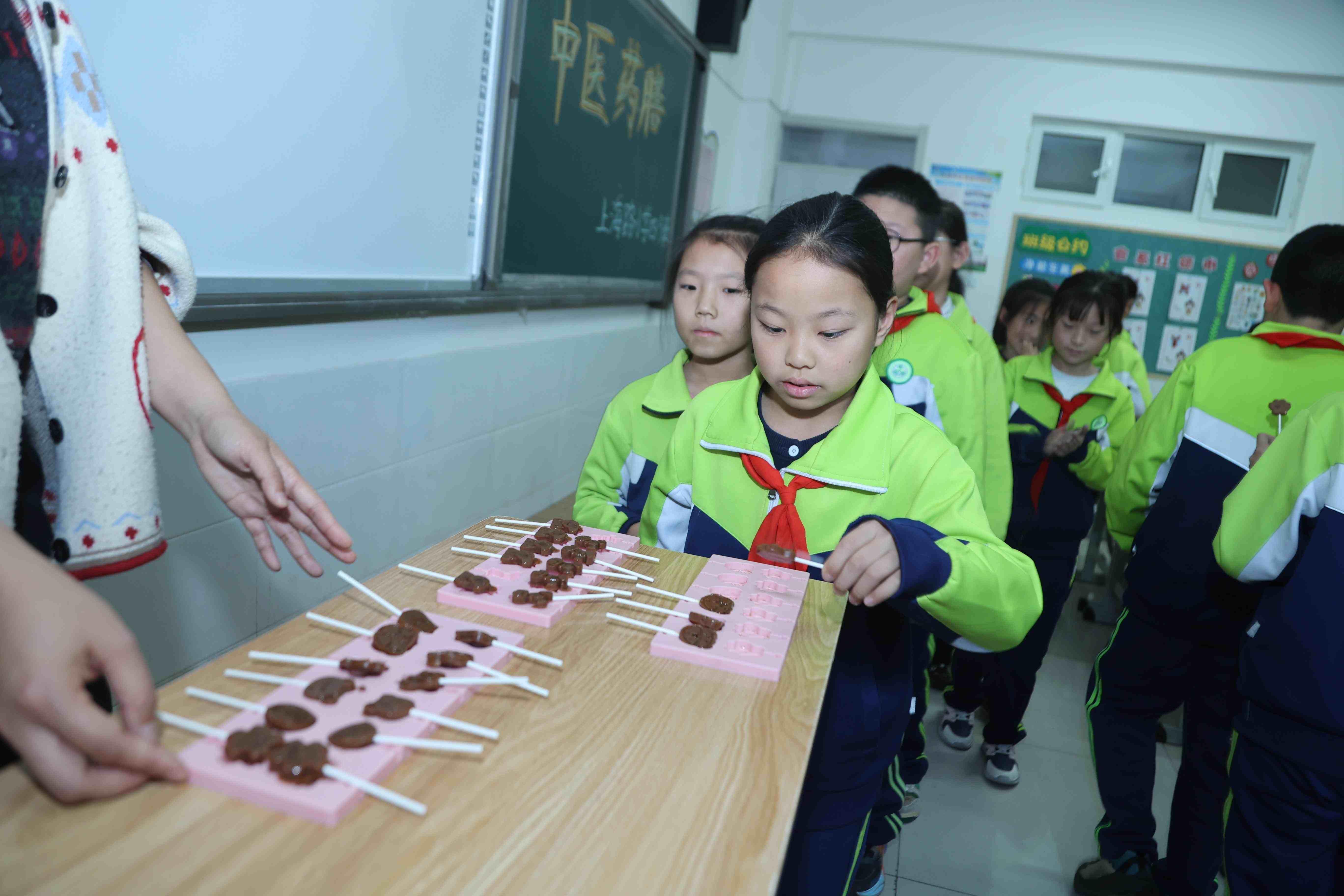 【组图】河北沧州：中医药文化进校园，趣味实践点亮传承之光