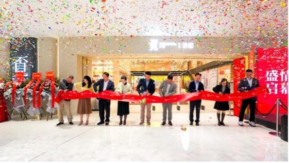 “最美书店”覔书店罗湖首店亮相罗湖益田假日广场