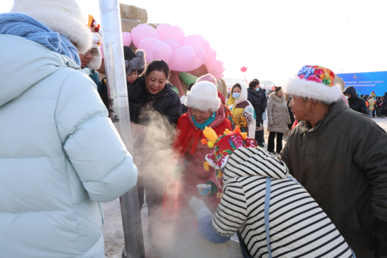 首届黑龙江省冰雪运动超级联赛（佳木斯&middot;郊区站）启动仪式暨“冰超”&middot;2025年金穗谷秸秆迷宫雪地足球赛开幕式
