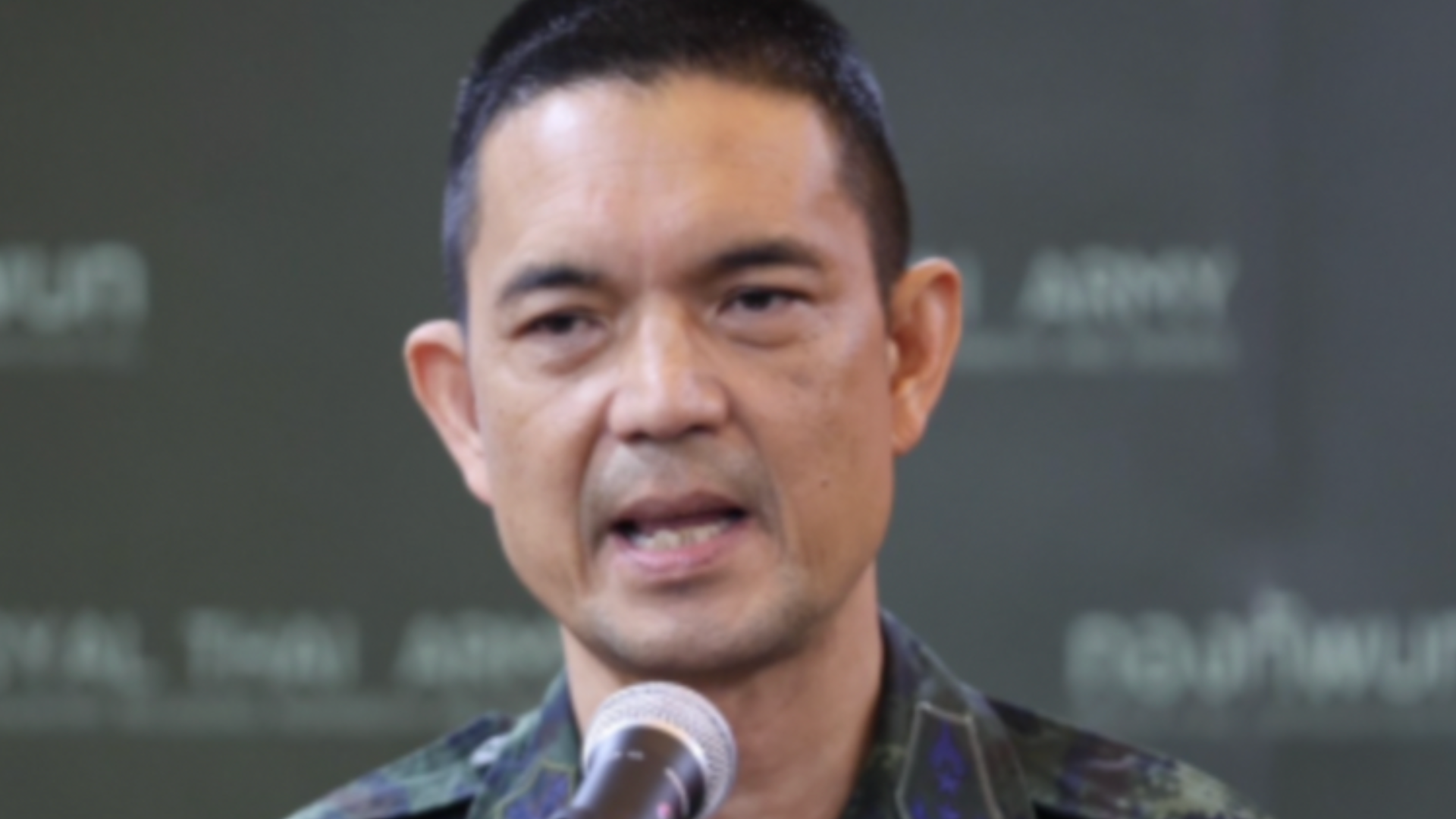 泰柬争议边境突发约35分钟交火，谁先开火？双方互喷，泰方：柬军先开火并致2伤，还击“严格遵循交战规则”，柬方：泰军先开火，己方未还击