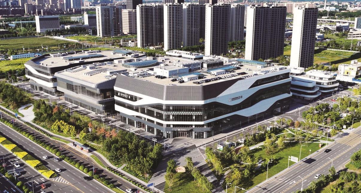 东部车城快乐地潮玩中心项目正加速冲刺,预计2026年春节正式开门迎客。(资料图片)