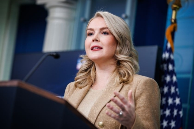 “普京如此热情地拥抱马杜罗,特朗普担心吗?” 白宫回应