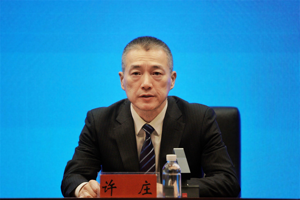 哈尔滨市国资委主任、党委副书记 许庄