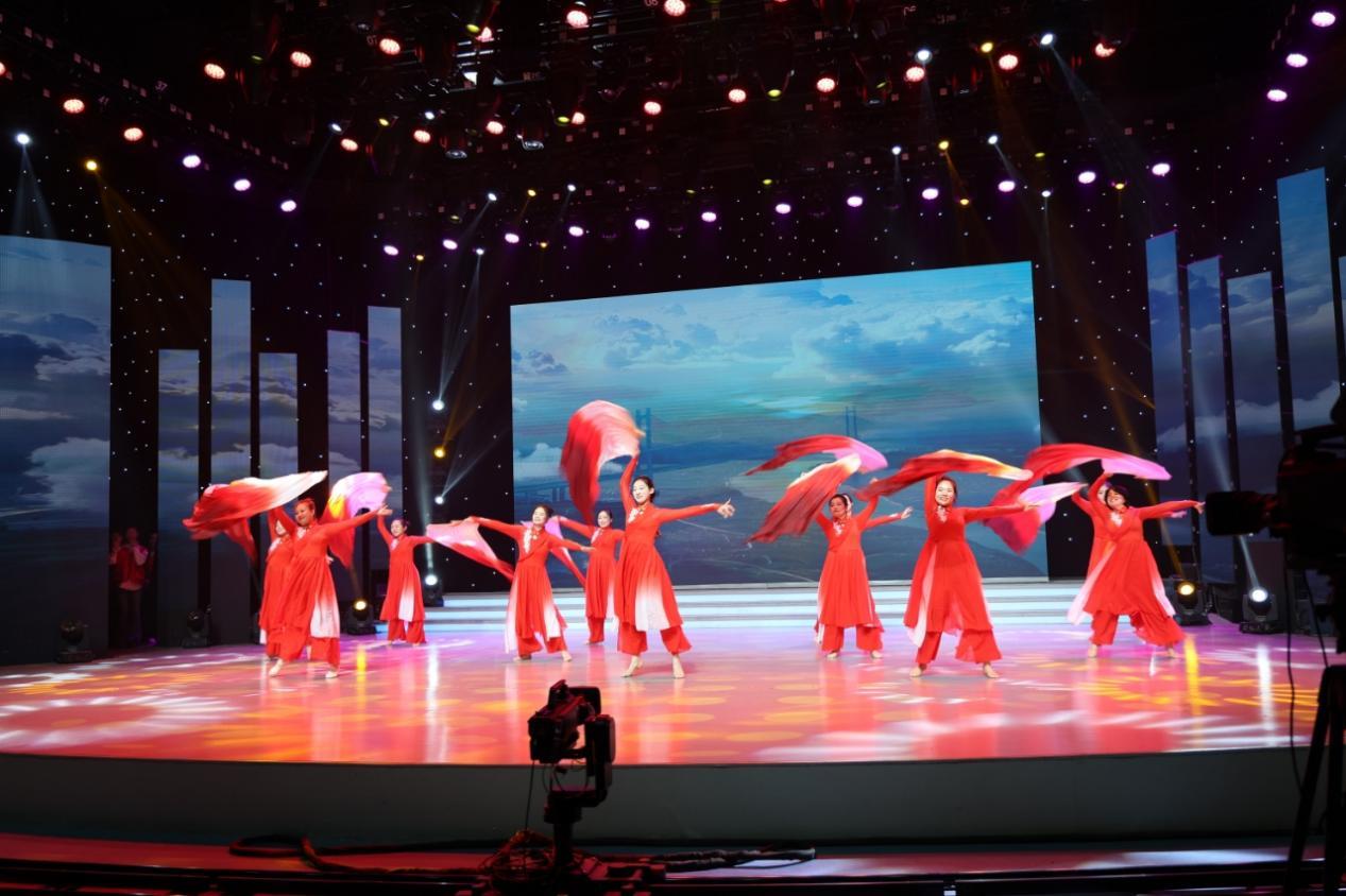 济宁市举行庆祝第40个“国际义工日”活动