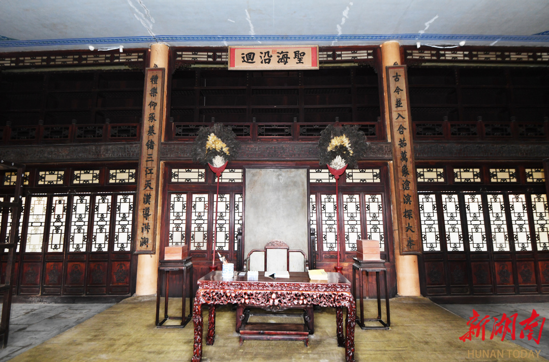 楹联悬挂于文溯阁内。