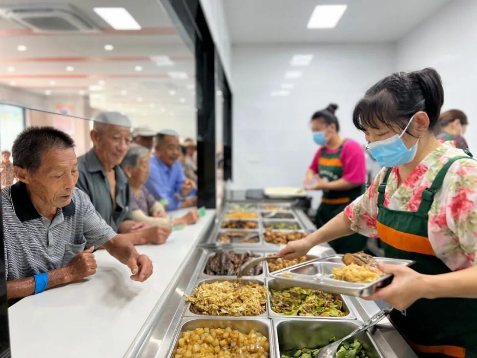 社区银发助餐点