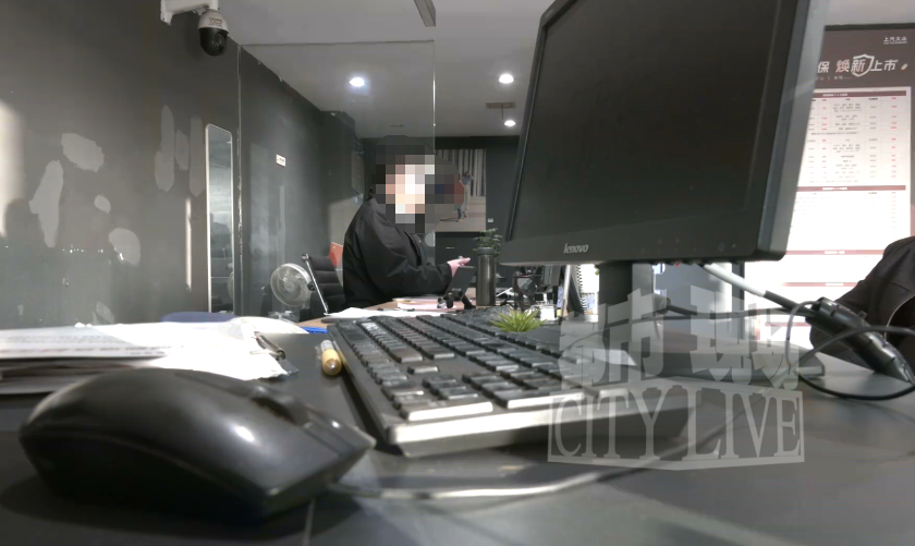 大众车尾灯赔了却没换？南昌恒信上汽大众4S店和平安保险不正面作答