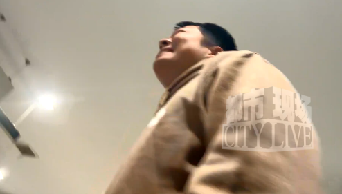 大众车尾灯赔了却没换？南昌恒信上汽大众4S店和平安保险不正面作答