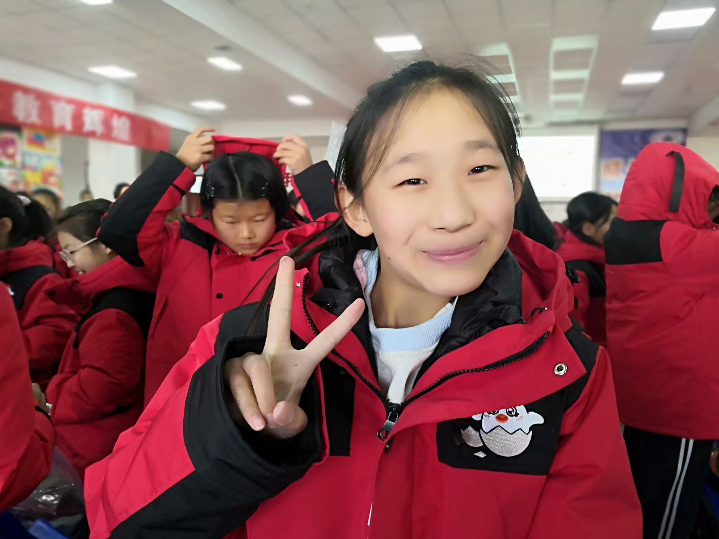 镜头前的孩子们