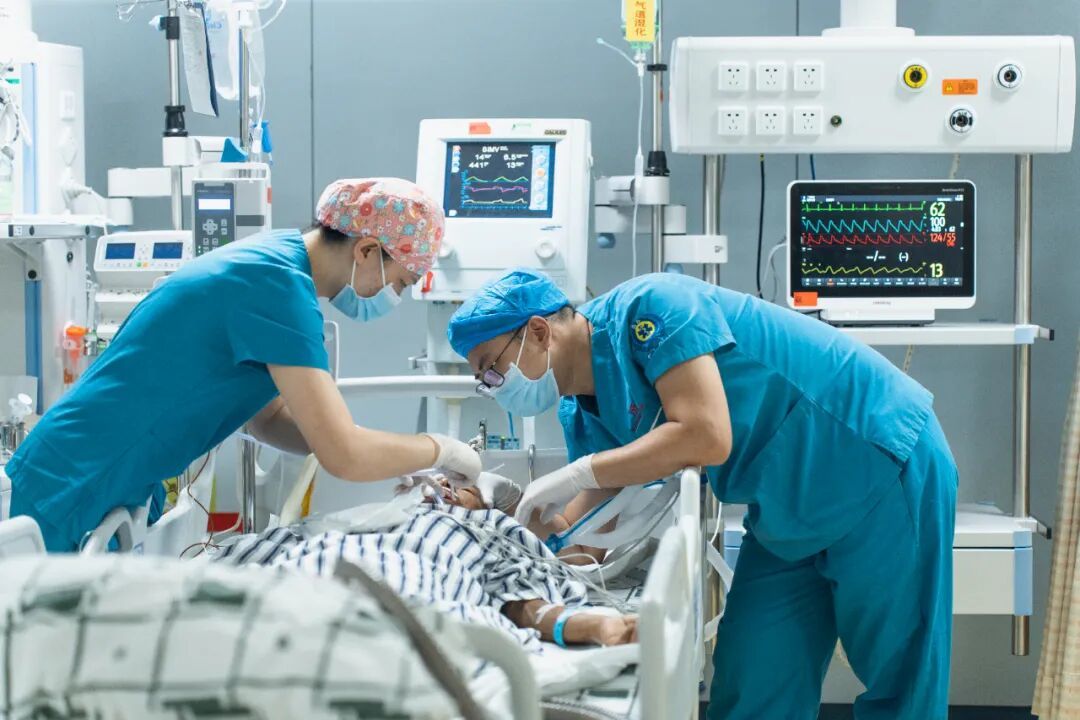 握手国际顶尖团队！创伤救治“南海模式”接轨全球