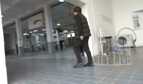 大众车尾灯赔了却没换？南昌恒信上汽大众4S店和平安保险不正面作答