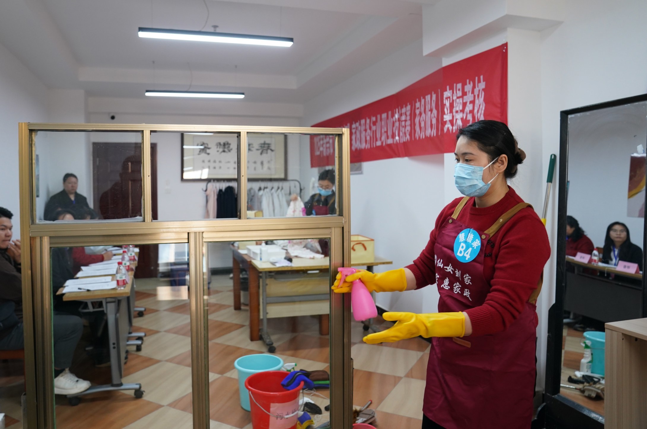 新余市家政技能竞赛开赛 以赛促学提技能