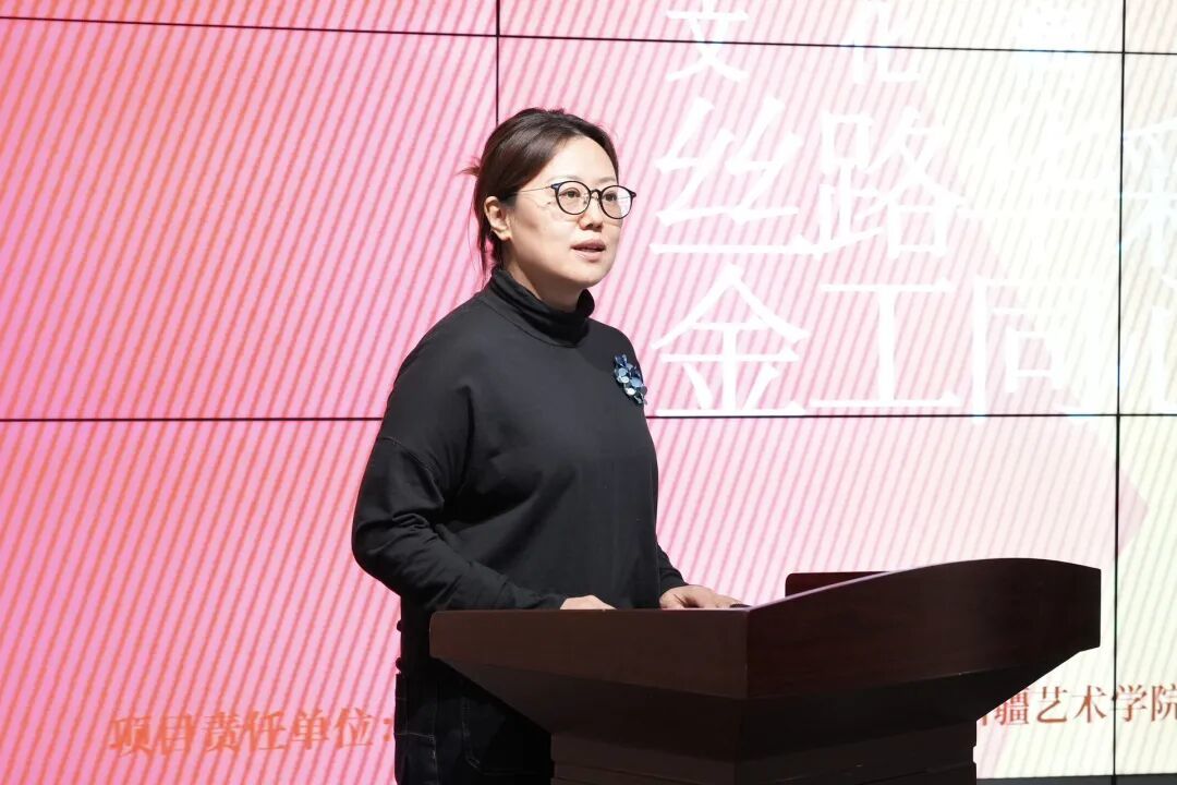 项目主持人、中央美术学院教授李骞致辞。