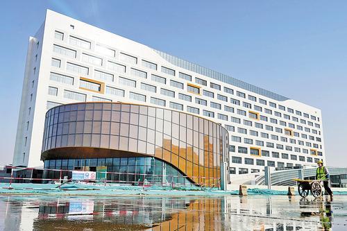 11月28日拍摄的廊坊市人民医院迁建项目施工现场。