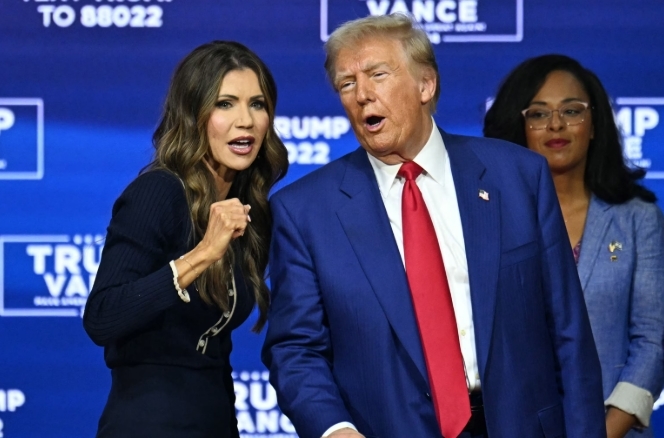 美国土安全部长将被撤换?特朗普回应