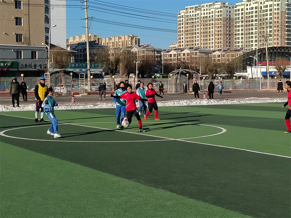 “冰超”&middot;牡丹江市“奔跑吧&middot;少年”2025-2026年度宁安市中小学生雪地足球比赛举行