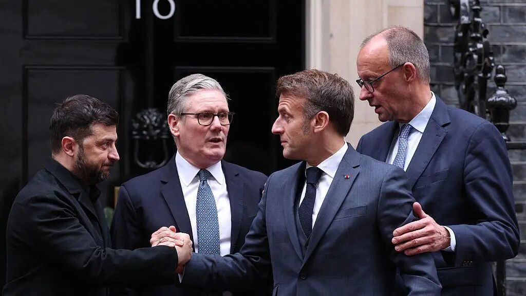 Ukraine's President Volodymyr Zelensky, Britain's Prime Minister Keir Starmer, France's President Emmanuel Macron and Germany's Chancellor Friedrich Merz on the 10 Downing Street doorstep