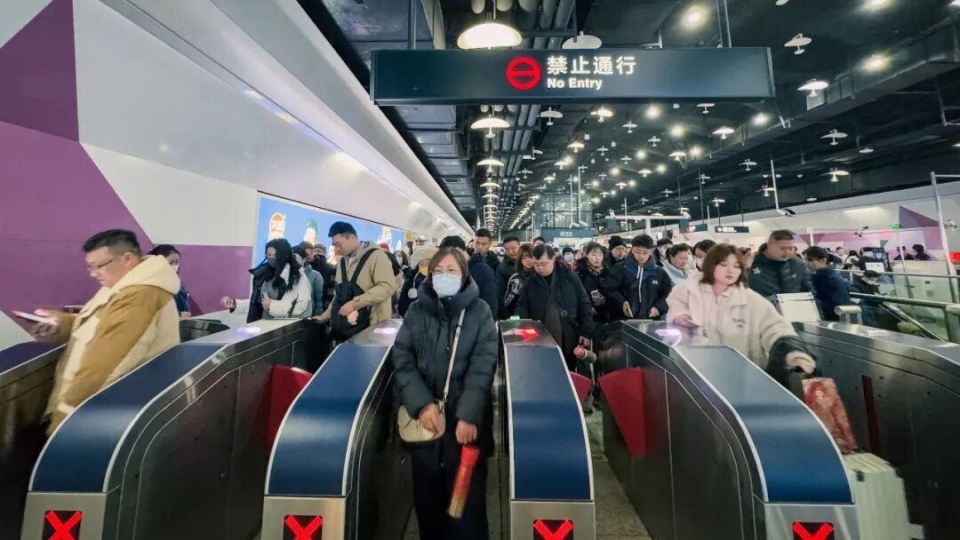 非凡十年 地铁答卷丨从12公里到352公里,青岛地铁是怎样炼成的?凤凰网青岛_凤凰网