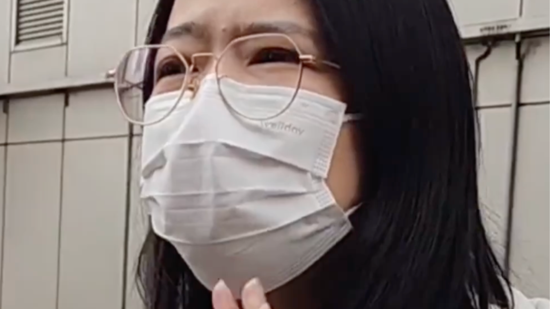 女子称全裸做spa被安排男技师要求道歉遭拒，“店方让我不要孤陋寡闻，医院也有男医生，还说20岁男技师看不上我，能做我儿子”