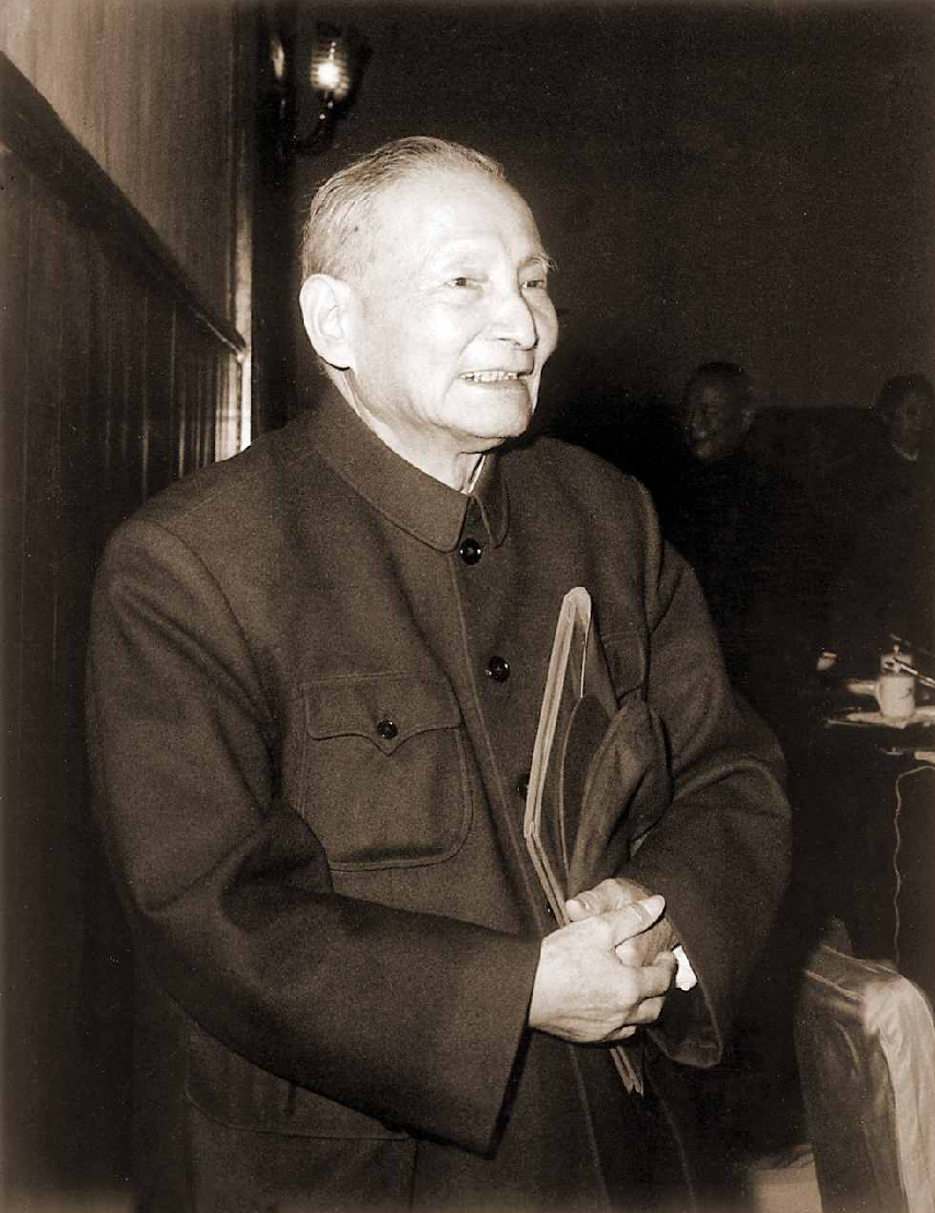 陈云：毛主席是伟大的革命家，但身上有封建残余，说过的话，有时不承认