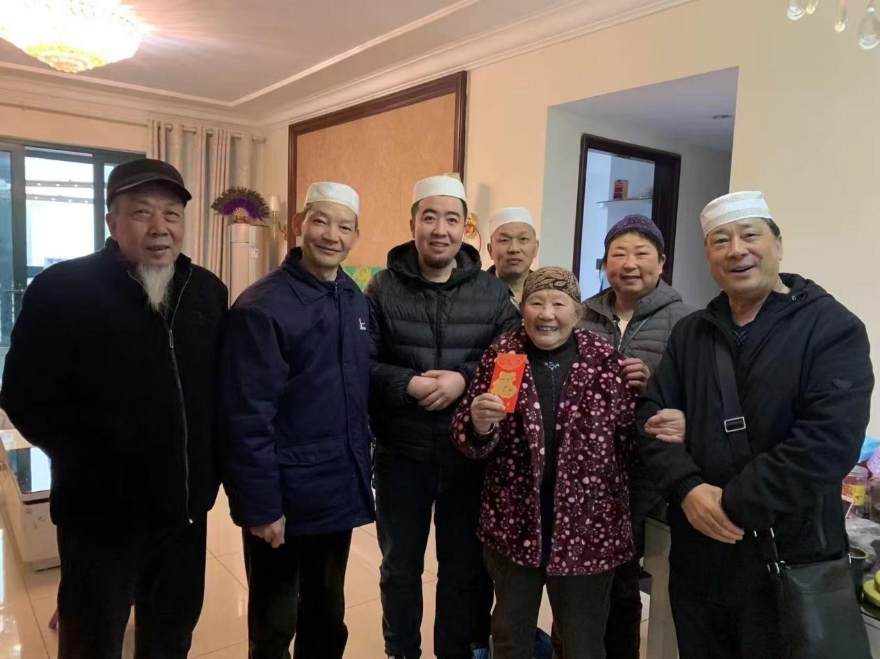 庐山市牯岭镇：民生织就民族团结“红石榴”