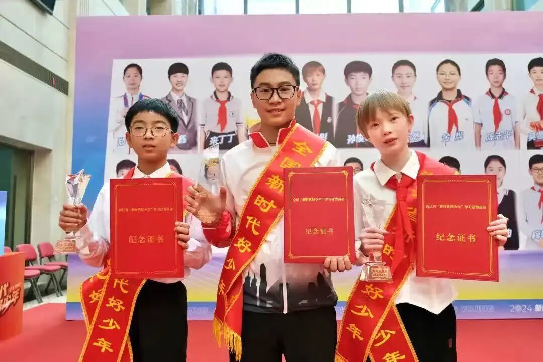 奉化13歲“泳壇小將”破全國紀錄奪冠！