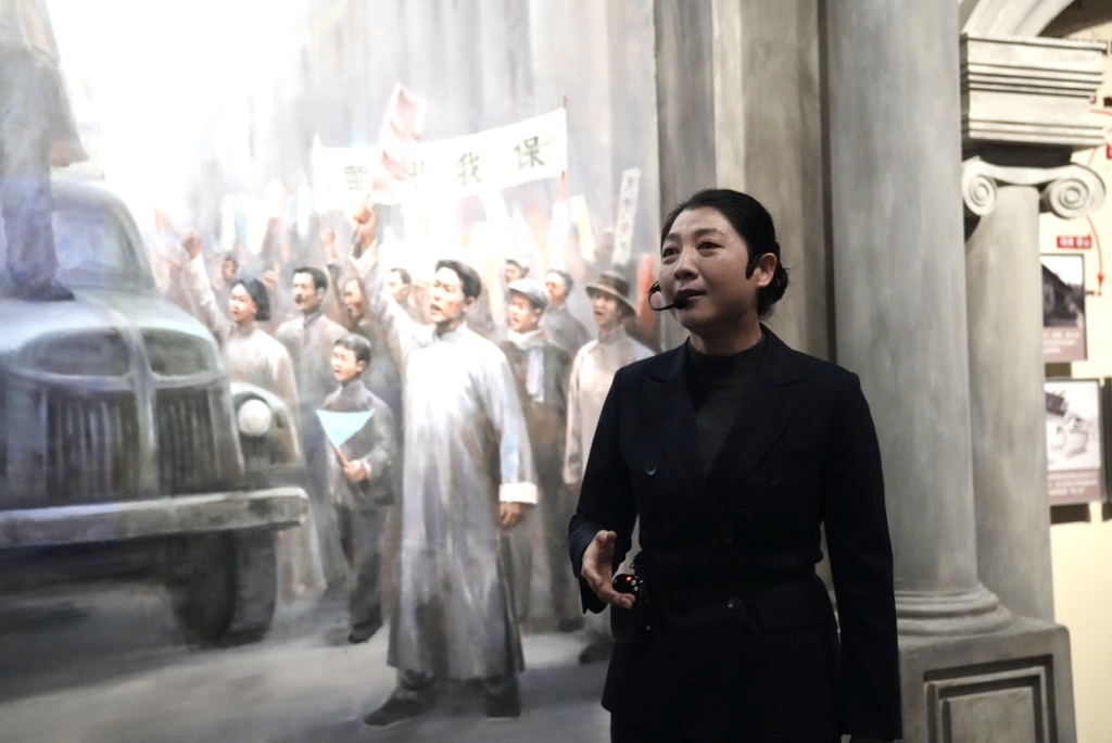 管雅丽在南昌新四军军部旧址陈列馆担任讲解员。澎湃新闻记者 王洛伊 图