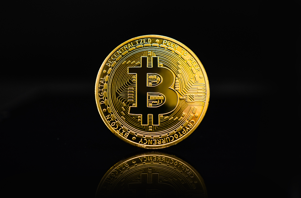 比特币大跌后企稳 分析师警告：下一步或跌破8万美元